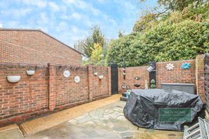 Photo 15- click for photo gallery